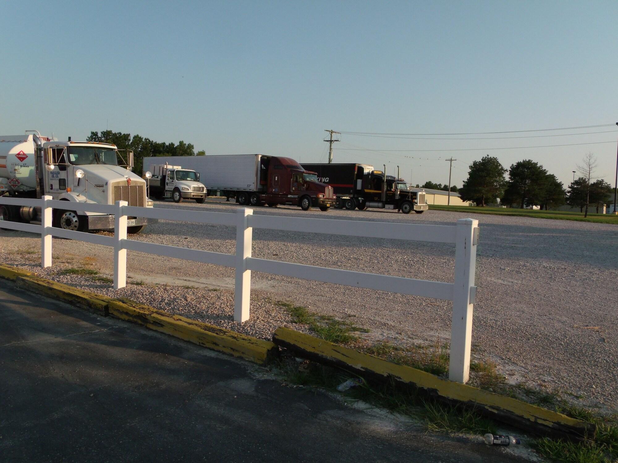 Americas Best Value Inn & Suites Harrisonville Exterior foto